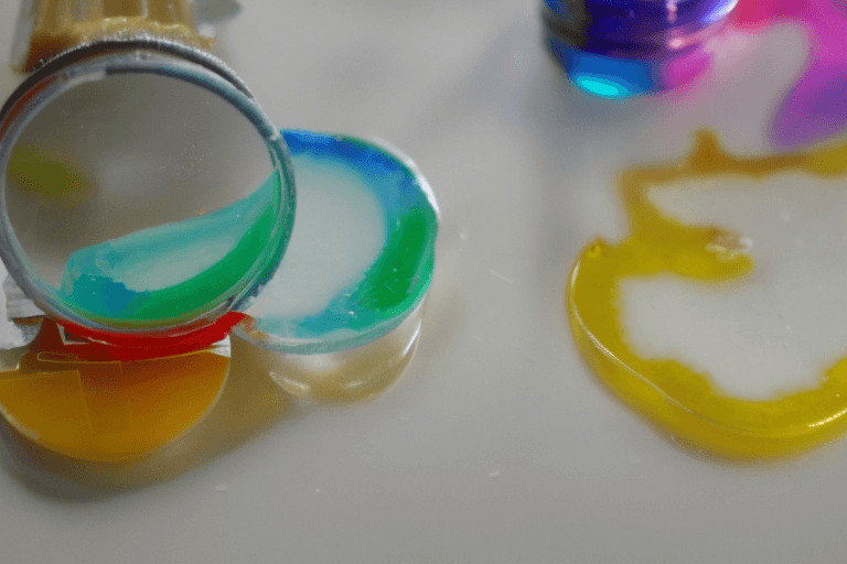 Does Gorilla glue work on resin